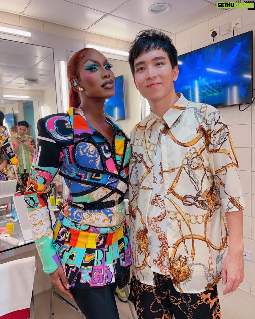 Shea Couleé Instagram - Had SUCH an incredible time performing in Hong Kong for @gaygameshk2023 🏳️‍🌈 It was SUCH a transformative experience, and something I’ll never forget. Hong Kong showed up and showed OUT! Can’t wait to come back. Special thanks to @k.wan.dance for all of your help in making this performance the best it could be. Thank you @ginger_yin87 @francws @bbfaat @anthony.wsy for being SUCH amazing dancers. Love you boys so much! Until next time! Outfitted by @joshuanapontedesigns Hair by @edwardsizzahands2.0