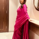 Shefali Shah Instagram - ♥️ Outfit @aankona.design.studio Jewellery @sheetalzaveribyvithaldas Make up @pallavisymons Hair @sandhyabellarae Assisted by @imraj_gupta