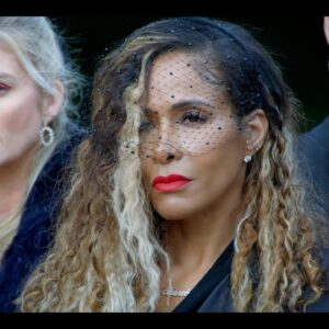 Shereé Whitfield Instagram - Episode 4 of #TheTraitorsUS premieres tonight only on @peacock 🖤 Y’all ain’t ready for this!