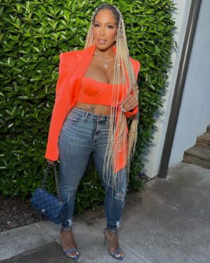 Shereé Whitfield Instagram - A good woman is a good investment 🧡✨