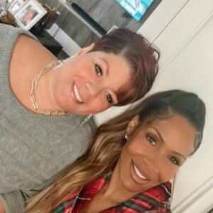 Shereé Whitfield Instagram - Some memories u have to keep close to the ❤️. Celebrating @Meccawhitfield_ first #Christmas 🎄🎅🏾 #TBT 

What are everyone’s plans for Christmas this year? 

#family #holidays #fyp #December #bless #positivevibes #Capricorn