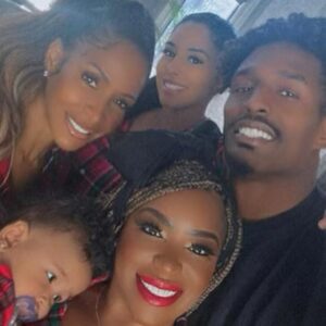 Shereé Whitfield Instagram - Some memories u have to keep close to the ❤️. Celebrating @Meccawhitfield_ first #Christmas 🎄🎅🏾 #TBT 

What are everyone’s plans for Christmas this year? 

#family #holidays #fyp #December #bless #positivevibes #Capricorn
