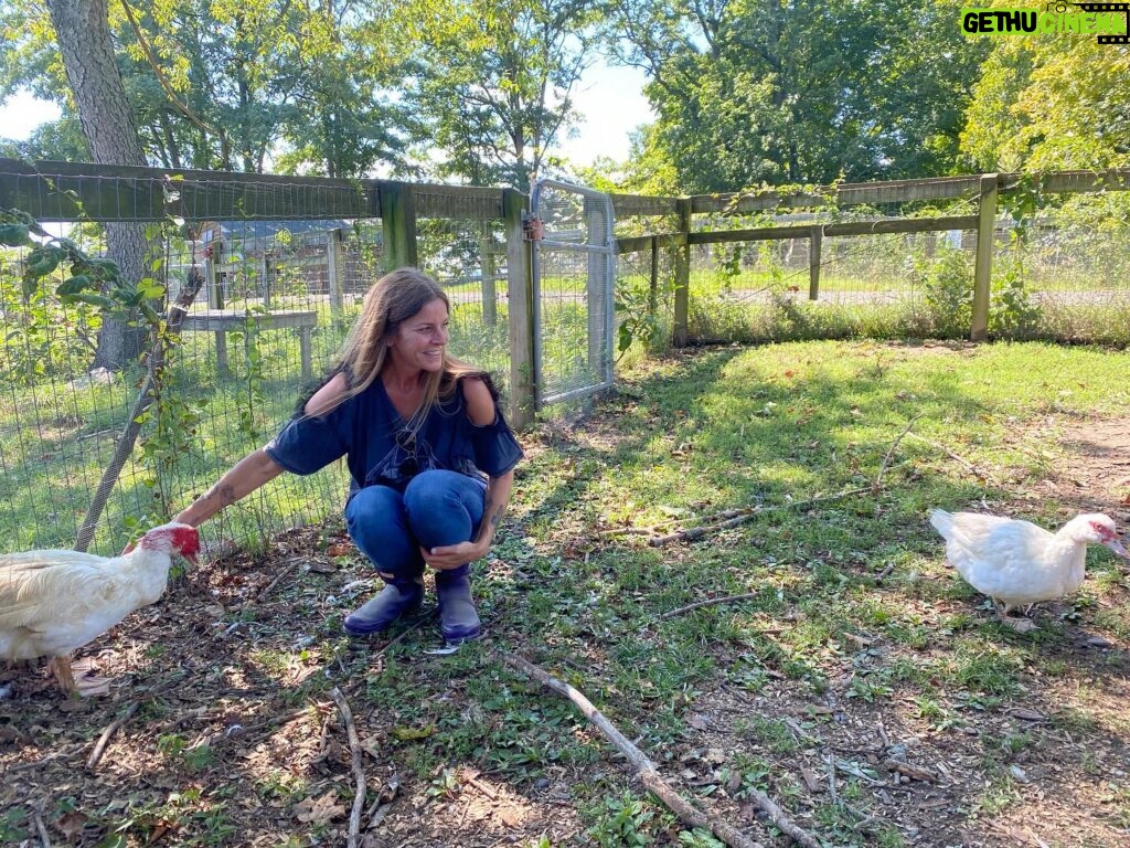 Sheri Moon Zombie Instagram - Here I am saying hi to Rob Zombie the duck and meeting Sheri the duck at @woodstocksanctuary. Got to say hello to lots of friendly faces (animal & human) and meet the newest animals (the sheep aka the band). This is a great place giving care to animals in need❤️ #woodstockfarmsanctuary #sherimoonzombie #robzombie