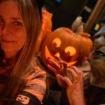 Sheri Moon Zombie Instagram - 🎃HAPPY HALLOWEEN🎃 #carvingpumpkins #blackcats #velvetowls #happyhallowversary #sherilovesrob