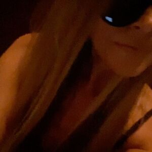 Sheri Moon Zombie Instagram - Right on! Listening to the new track from my 💓@robzombieofficial #theeternalstrugglesofthehowlingman check out the new groovy video which I’m not in but I did film some of it 🎥 😉#fridaynightjam