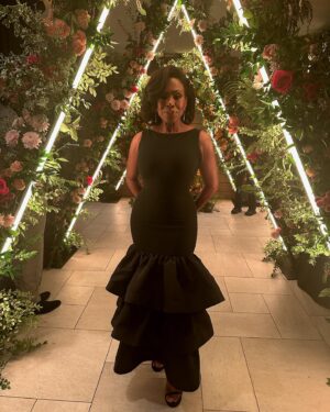 Sheryl Lee Ralph Instagram - Last night was unforgettable, just like our #Oscars nominees’ performances. Bravo! Don’t let the night end without watching @abbottelemabc tonight!