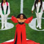 Sheryl Lee Ralph Instagram - Now you all know who I’m rooting for this #Superbowl! @andradaymusic you go baby! You betta Lift Every Voice and SING! I can’t believe it’s been a year since we made history singing the Black National Anthem at the 50 year line! What a blessing!
