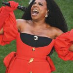 Sheryl Lee Ralph Instagram - Now you all know who I’m rooting for this #Superbowl! @andradaymusic you go baby! You betta Lift Every Voice and SING! I can’t believe it’s been a year since we made history singing the Black National Anthem at the 50 year line! What a blessing!