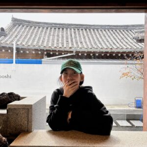 Shin Hyun-been Instagram - 😊😊😊
