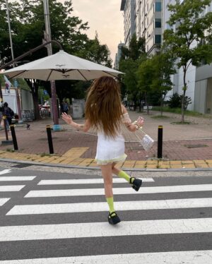 Shin Ji-min Instagram - 🤍✨