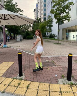 Shin Ji-min Instagram - 🤍✨