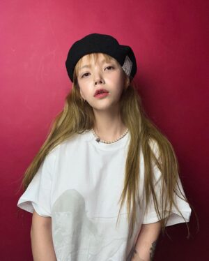 Shin Ji-min Instagram - 📎🖇️📎