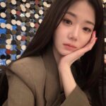 Shin Ji-yeon Instagram - 🤎