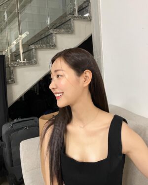 Shin Seul-ki Thumbnail - 222.3K Likes - Top Liked Instagram Posts and Photos