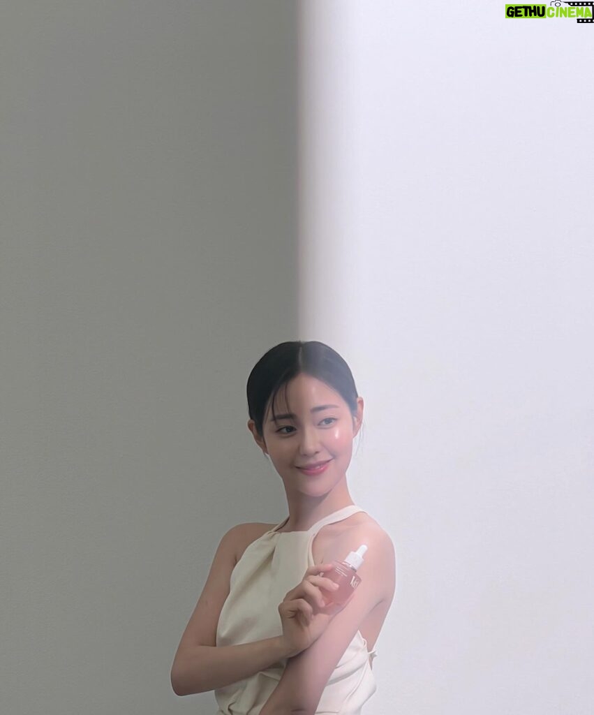 Shin Seul-ki Instagram - #광고 🤍🧡@vabeauty.official #브이앤에이