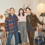Shiori Sato Instagram - . 「BAILA」2•3月合併号🍛 同郷のハライチさんをお招きした "幼なじみの澤部くん岩井くんとルームシェア着回し" 選ぶのにとっても時間のかかったアザーカットを🕊️ 今回は、15年ぶりに上尾駅でばったり再会をして そこから3人でシェアハウスがはじまる物語🐈笑 撮影中、それぞれのカットでこの物語に合わせた ポージングやせりふをたくさん提案してくださって それがとってもおもしろくて楽しくて！ ほんとに3人で住めたらいいのに〜 これがタワレコのポスターになったらいいのに〜と どこまでも妄想が止まらなくなる撮影でした☺️