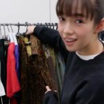 Shiori Sato Instagram - . 「BAILA」着回し連載企画☺︎ ハライチさんのコーディネート決め🫧 おふたりのことを考えていると あれも着てほしいこれも着てほしいと妄想が止まらず 本当はあと10コーデほど候補があったほど！ そしてとにもかくにも岩井さんは　 セクシーパープルがお似合いなのです🦄🔮笑
