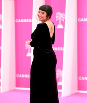 Shirine Boutella Instagram - Je peux pas, j’ai @canneseries

@armanibeauty @giorgioarmani

#LuminousSilk #ArmaniBeauty #MakeUp #CannesSeries

@studio_vigerie