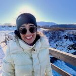 Shirine Boutella Instagram - Je profite qu’on soit encore en automne pour finir de vous faire rêver avec mon voyage en Islande. Reste pas mal de photos en vrai 😅.. J’ai toujours en tête de faire un article ou un truc ou je partage notre itinéraire et notre aventure. Faut y aller au moins une fois dans ta vie … @moncler