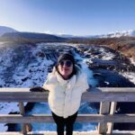 Shirine Boutella Instagram - Je profite qu’on soit encore en automne pour finir de vous faire rêver avec mon voyage en Islande. Reste pas mal de photos en vrai 😅.. J’ai toujours en tête de faire un article ou un truc ou je partage notre itinéraire et notre aventure. Faut y aller au moins une fois dans ta vie … @moncler