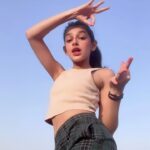 Shivika Rishi Instagram - 🔥🧩 #yimmyyimmy #trendingreels #viralreels #dancechallenge #viewsforviews #explore @tayc @piyush_bhagat @shaziasamji @jacquelienefernandez