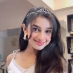 Shivika Rishi Instagram - Hosh uade adah!!🤍🪩 #transition #trending #love #slowmo #reelsvideo #reelsinstagram #reels #reelitfeelit #explore #kissmebaby #viral