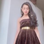 Shivika Rishi Instagram - Hothon pe aisi baat💋🤎 #trending #instagram #hothonpeaisibaat #sophiechoudhry #fyp #viraldance #viralreels