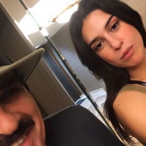 Shohreh Aghdashloo Instagram - Happy Birthday My beloved Tara Jane Touzie. Your presence in my life has given me the courage and strength to not be afraid of anything and to live deliriously. Wish you happiness, prosperity, and health. ❤️🥰🥰🥰

Your father and I are so proud of you.

تارا جان عزیزم، دختر دلبندم‌. نفس ام‌، تولدت مبارک. حضورت در زندگی ام به من شجاعت و قدرت بخشید تا از ناملایمات زندگی نترسم و دلیرانه زندگی کنم. سلامت وشاد‌ باشی، که‌ جز از این ۲ من آرزوی دیگری ندارم. به امید دیدارت 🥰🥰🥰❤️

هوشنگ و من به وجودت افتخار می‌کنیم.