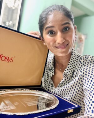 Shraddha Gautam Instagram - Dear @infosys , what an absolute privilege to perform at your 40th year celebrations! Today I felt completely at home when I was on stage for you. Like we have known each other forever…Thank you for the warmth and love that is so specially you.
