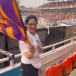 Shreema Bhattacherjee Instagram - Thank you so much @kkriders 💜 What a great experience 🤗 I love you love@iamsrk ❤️ শুভ সূচনায় শুরু হলো ১৪৩১ এর ✨ Forever #kkr 💜💜 #kkr #clubhouse #edengardens #ipl #sharukhkhan #srk #blessed #matchday