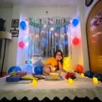 Shreema Bhattacherjee Instagram - কাল রাত তখন ঠিক বারোটা🙈আয়োজন একেবারে এলাহি❤️ জন্ম হয়েছিল বহুকাল আগে তবুও সেই খুশি কমেনি প্রিয় মানুষ গুলোর ধন্যবাদ @officialindranil @lisaachatterjee ❤️❤️❤️