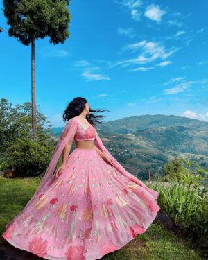 Shristi Shrestha Instagram - 🌸🍃 @pulchowk3 💖
