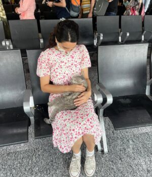 Shristi Shrestha Instagram - She just came & sat on my lap like a boss 🥹 💗