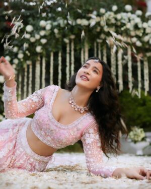 Shristi Shrestha Instagram - It was a pleasure teaming up with you all 😊
@siwangiofficial by @siwangi 🌸
Photography by kishorkayastha 
Videography by @iam_siddhant_ 
HMUA: @maskey.sakchhi & team
Creative director: @aastha_p 
Styled by: @sadhana_ranabhat 
Set by: @synematico_events 
Jewelry by: @jewels_apala