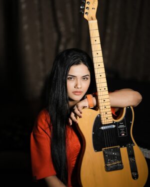 Shrutika Gaokkar Instagram - “Do not expect the Circumstances to be always in your Favour.
Bcoz,
This world has not been created for you alone..”The Quality of our Life purely depends on the type of Thoughts we entertain in our Minds.
Our inner Thoughts create our outer World.