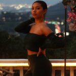 Sierra Capri Instagram - Keep your chin up so your crown won’t slip🫶🏽