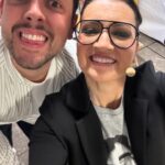 Silvia Abril Instagram - Gracias @mentespeligrosas.es , gracias @ana_morgade_oficial @percebesygrelos @eva_hache , gracias @miguelariaslpez y @cramtalent , gracias público de LA LAGUNA del festival @soplodeletras PORQUE EN LA VIDA ANTE TODO HAY Q SABER DAR LAS GRACIAS!!!! 🤟🏼🤟🏼❤️❤️❤️ los niños y sus siestas raras jajajjaajajajja #educaciónencolegiodemonjas #madresuperiora #lamadreqemeparió #monologueando