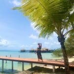 Silvina Luna Instagram - Cada vez que recojas un resultado insatisfactorio en tu vida, te invito que te hagas cuatro preguntas: - ¿De qué manera soy responsable ? - ¿Qué es lo que no estoy aceptando? - ¿Qué haría el amor ante esta situación? - ¿Qué necesito para aprender a dejar de sufrir, reaccionar y luchar? Una persona que empieza a hacerse este tipo de preguntas, empieza a comprometerse con cosechar resultados en coherencia. @borjavilaseca @simpleyconsciente ¿Cuál es tu primera reacción cuando algo no sale cómo lo esperabas?