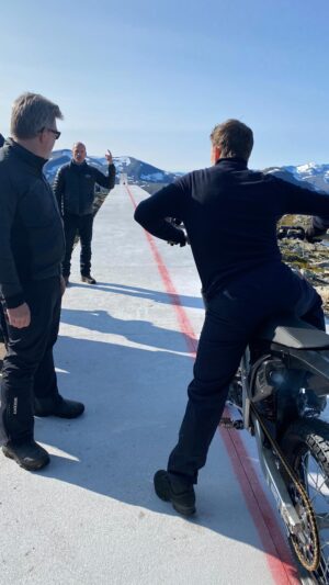 Simon Pegg Instagram - Watching the boss ride a motorcycle off a cliff is STRESSFUL!!! 🏍️🗻😱