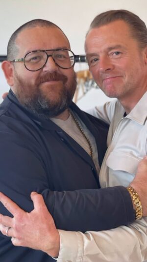 Simon Pegg Instagram - Every now and then, the memories function on iPhoto just knocks it out of the park. ❤️

@friedgold