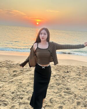 Siriamol Onkoon Instagram - sunset 🌅🌊