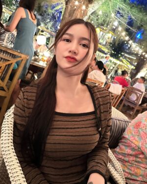 Siriamol Onkoon Instagram - late dinner. 🧆🫕🍛