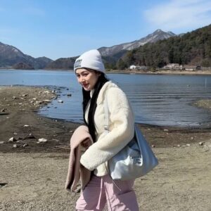 Siriamol Onkoon Instagram - สวัสดีฟูจิ 🗻❄️☃️