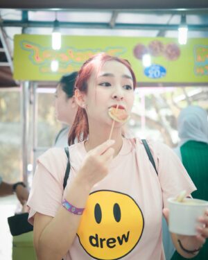 Sirin Preedeeyanon Instagram - แฟนคลับพาไปหาทำค่ะ😵‍💫🥹💖