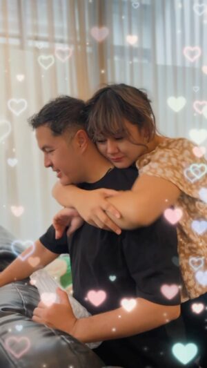 Sissy Prescillia Instagram - Makasih kadonya Bapak @rifato ❤️

#birthday #birthdaygirl #gift #vlog #momlife #momdaily #happy #happywifehappylife #viral #reels #instagood