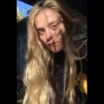 Sky Ferreira Instagram - GREETINGS 👻 Tomorrow is #WorldWaterDay HELP BRING CLEAN,RUNNING WATER & SOLAR POWER TO NAVAJO FAMILIES ❤️ please donate or share @digdeepwater 100% of your donation will go directly to the Navajo Water project. @digdeepwater @womenforwater X Sky