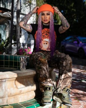 Snow Tha Product Thumbnail - 32.1K Likes - Top Liked Instagram Posts and Photos