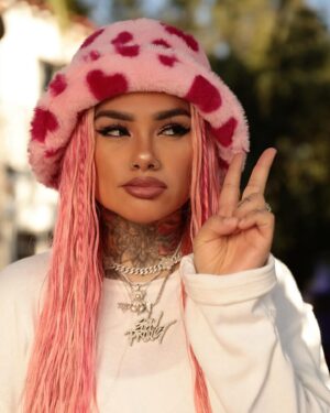 Snow Tha Product Thumbnail - 49.7K Likes - Top Liked Instagram Posts and Photos
