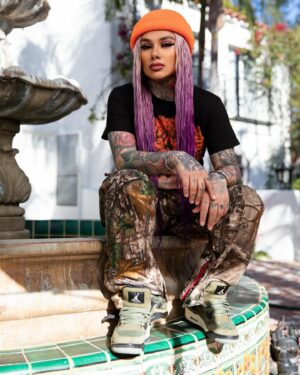 Snow Tha Product Thumbnail - 31.3K Likes - Top Liked Instagram Posts and Photos