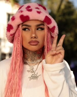 Snow Tha Product Thumbnail - 49.7K Likes - Top Liked Instagram Posts and Photos